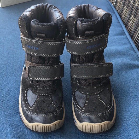 geox waterproof shoes